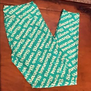 LuLaRoe St Patrick’s day leggings. 2019